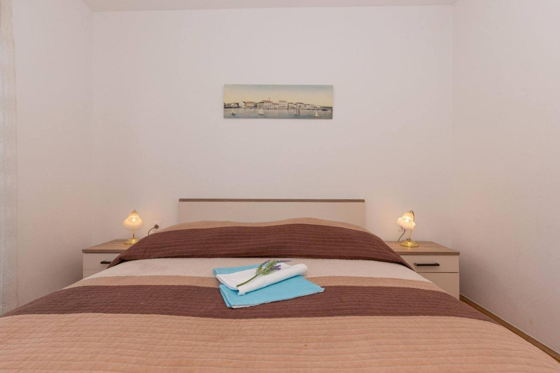 Three Bedroom Apartment In Biograd بيوغْغاد نا موغو المظهر الخارجي الصورة