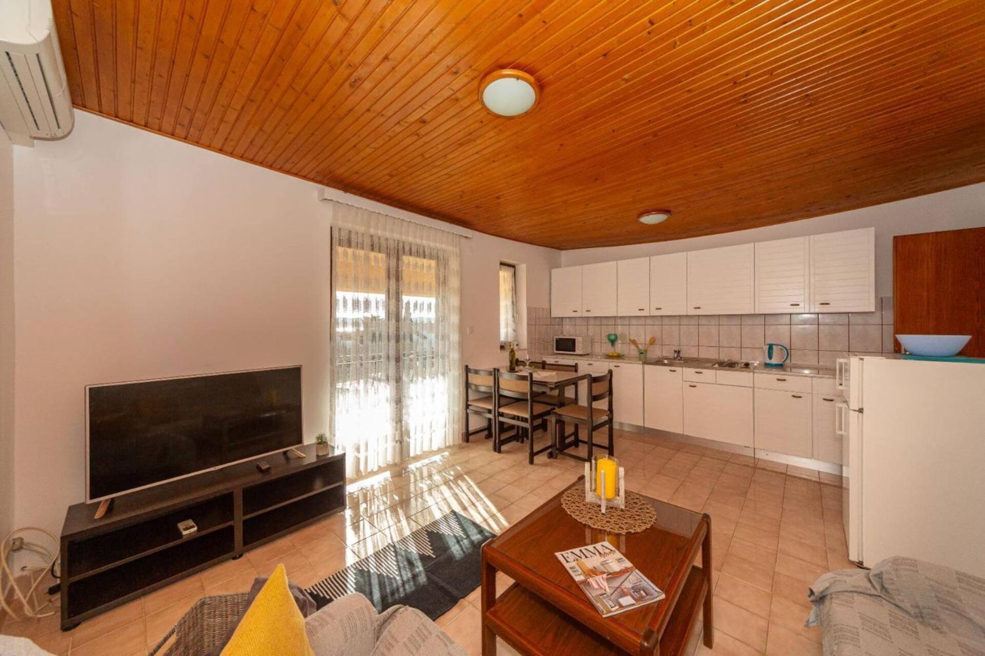 Three Bedroom Apartment In Biograd بيوغْغاد نا موغو المظهر الخارجي الصورة